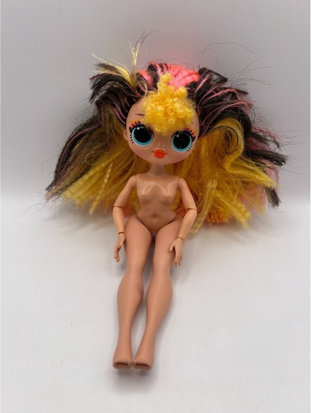 MGA LOL Surprise! O.M.G. Neonlicious 24cm Nude Doll 2019 No Clothes Articulated!
